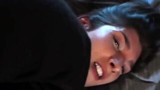 Jolie juive se fait eclater l’anal par un jeunot