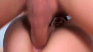 Seductive nympho Doris gets filled up to an edge