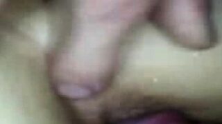 Cette amatrice aime se faire enculer